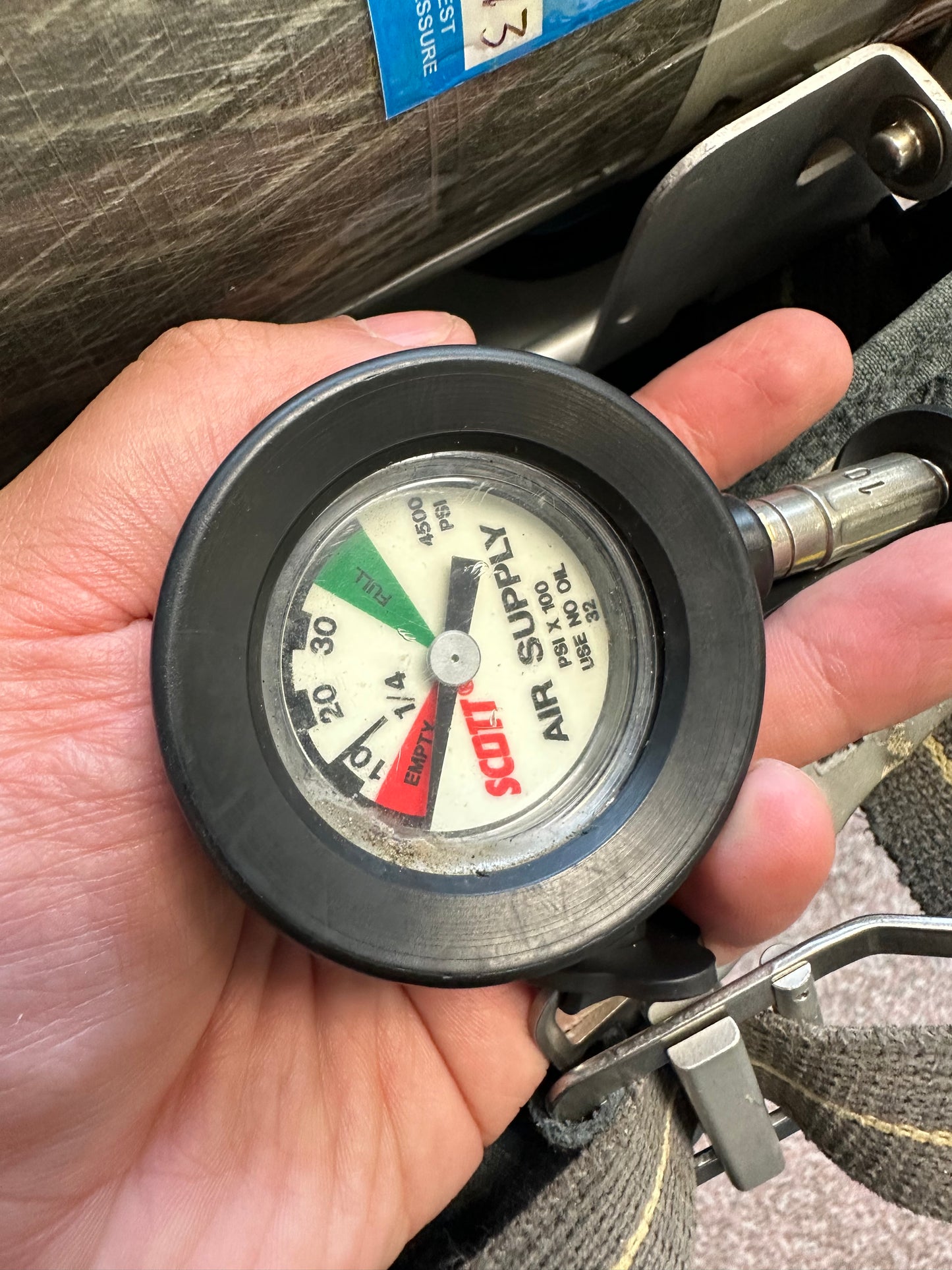 SCBA Air supply gauge